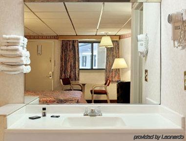 Travelodge West Springfield Szoba fotó